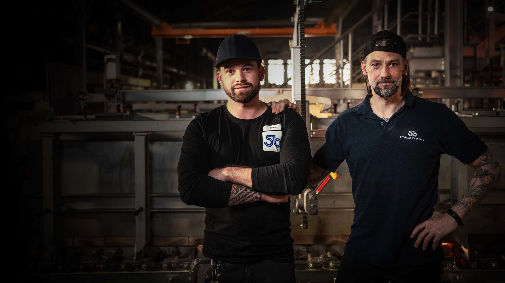 Glassmakers at a Stoelzle production site
